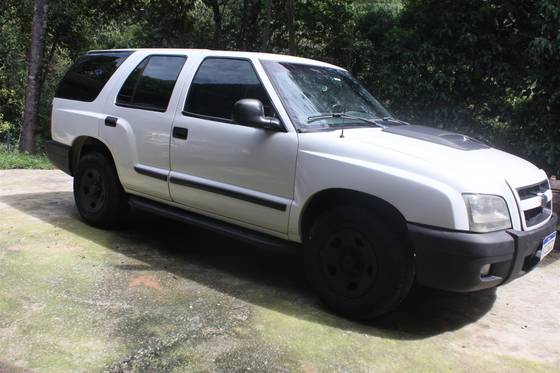 CHEVROLET BLAZER 2.4 MPFI ADVANTAGE 4X2 8V FLEX 4P MANUAL
